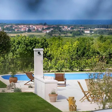 Holiday In Vardica